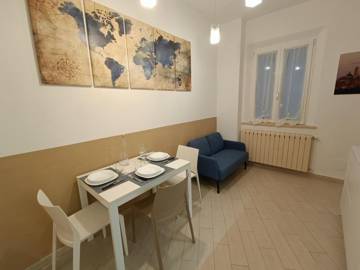 Apartament Firsthouse - Nel Centro Storico Con Parcheggio Gratuito Siena Zewnętrze zdjęcie
